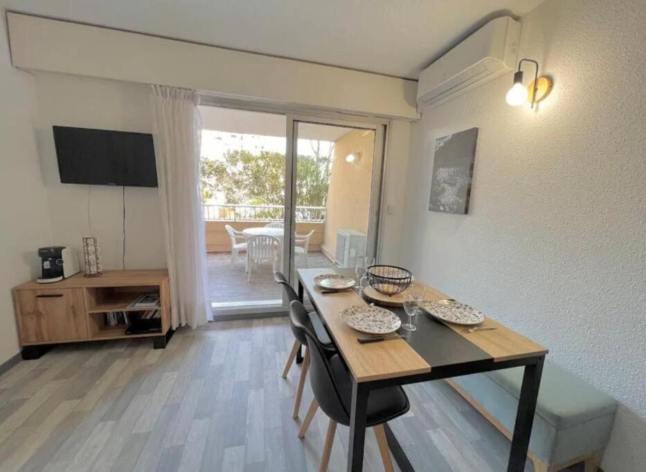 Appartement Port De Hyeres 4 Personnes ภายนอก รูปภาพ